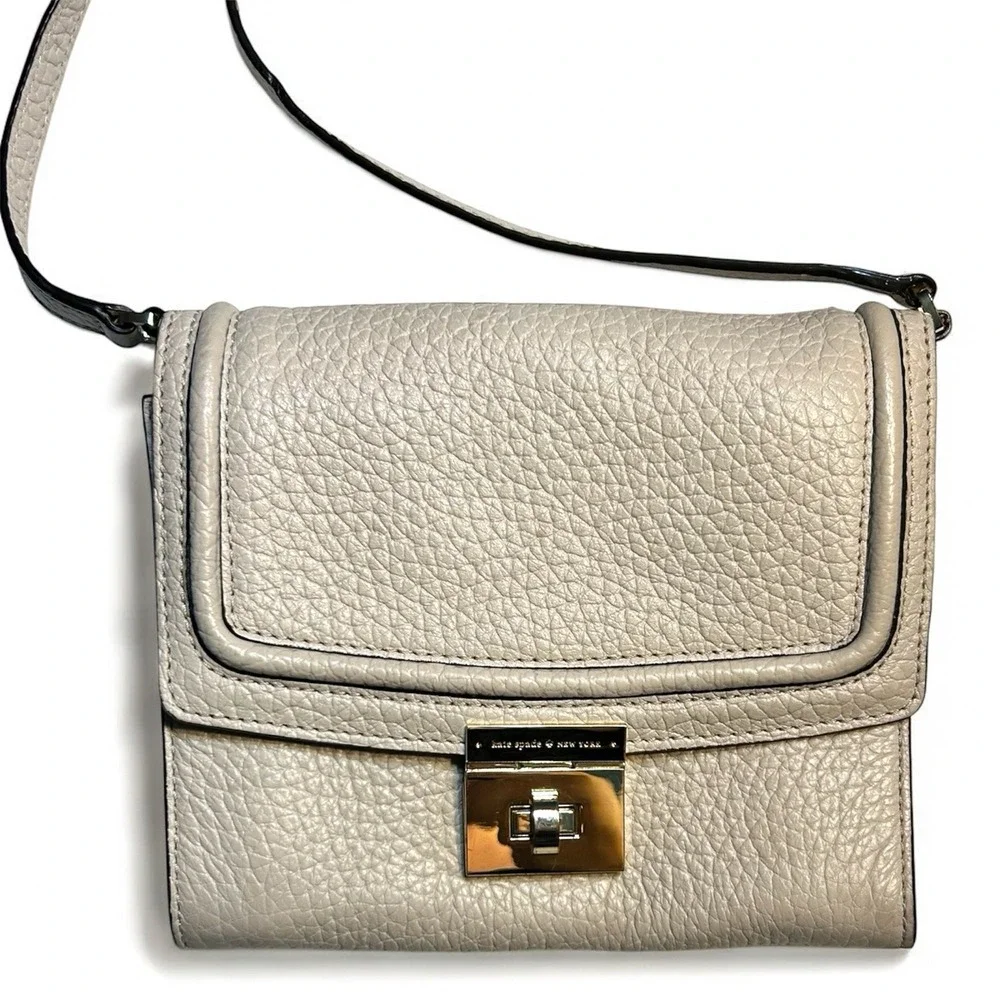 Kate Spade Pebbled Leather Turnlock Crossbody‎ Bag Cream Beige Gold